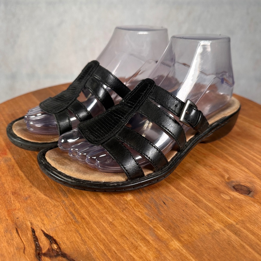 Clarks Sandals Women 6.5 Black Good Leather Strappy Low Wedge Bendables